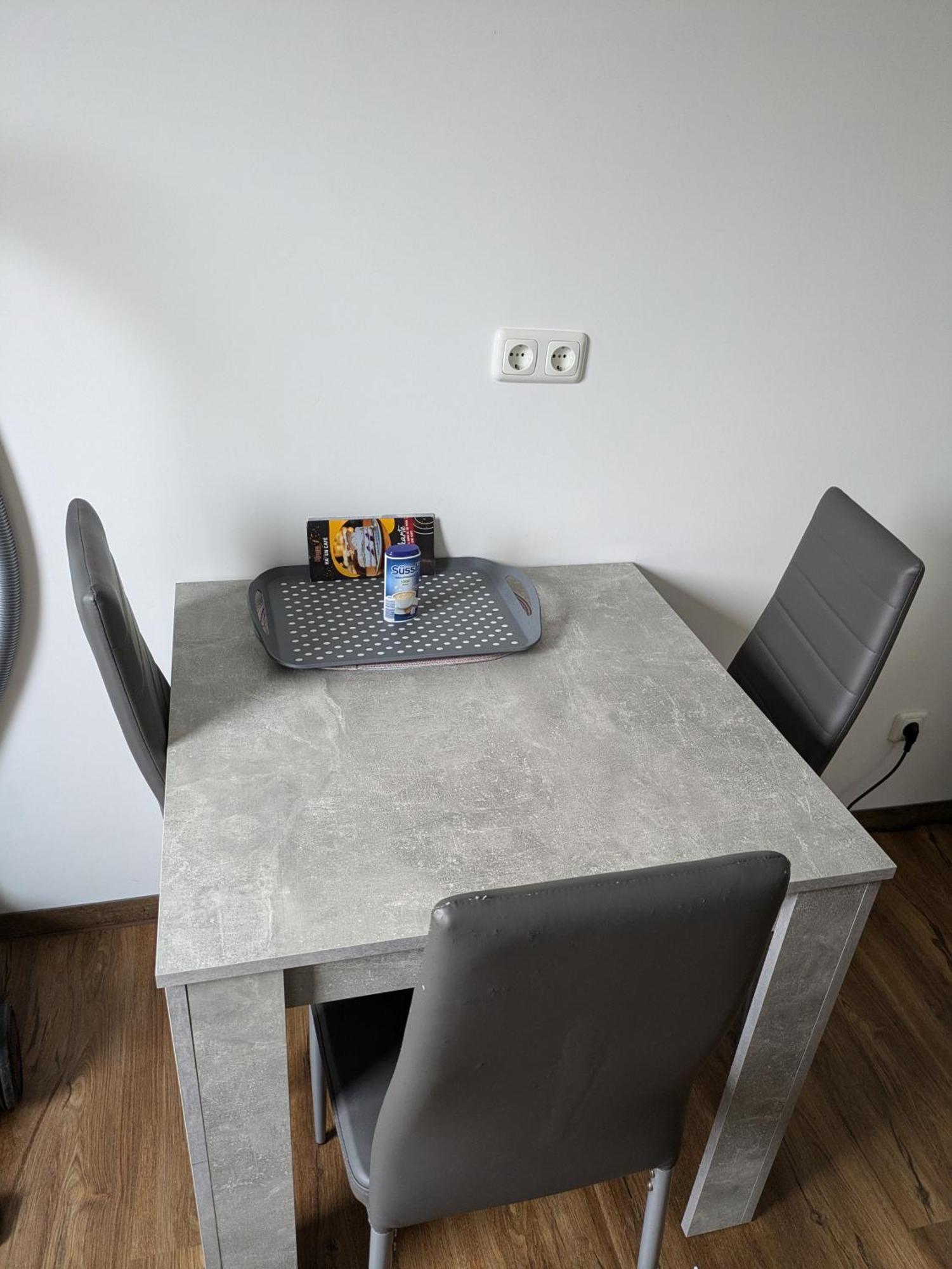 Schoene Einfache Ferienwohnung Zwischen Stadt Und Meer Wilhelmshaven Kültér fotó