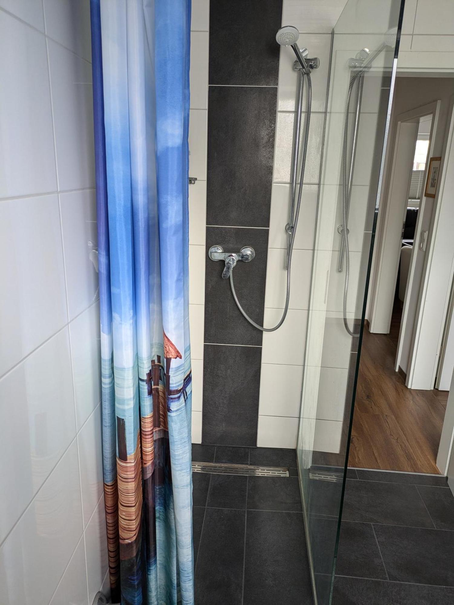 Schoene Einfache Ferienwohnung Zwischen Stadt Und Meer Wilhelmshaven Kültér fotó
